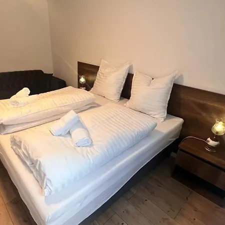 Konukevi Taverne & Lubenbachtal Zella-Mehlis